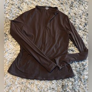 skims brown zip up long sleeve 
athletic and body fitting 
size XL (fits like M)